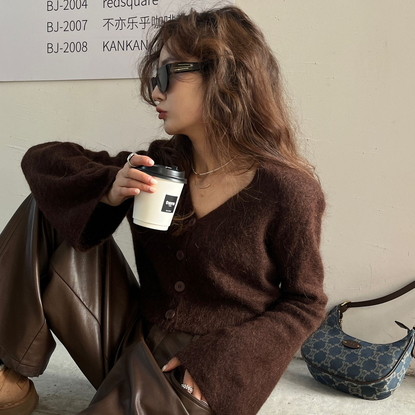 咖色针织开衫短款毛衣女春款洋气独特别致短款美拉德时尚百搭复古