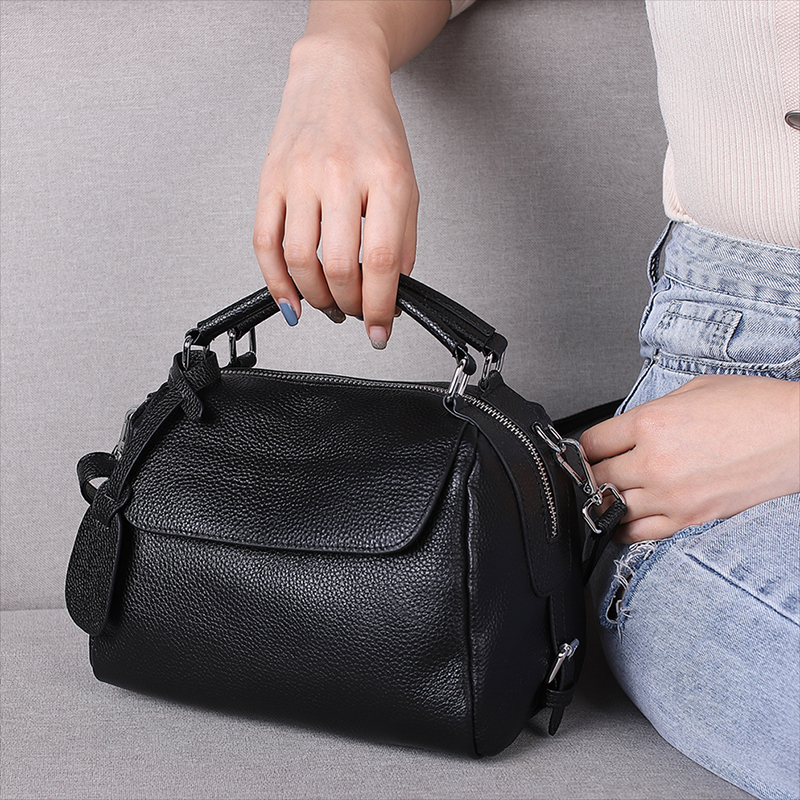 真皮包包女2023新款女包头层牛皮手提小包宽肩带单肩斜挎枕头包潮