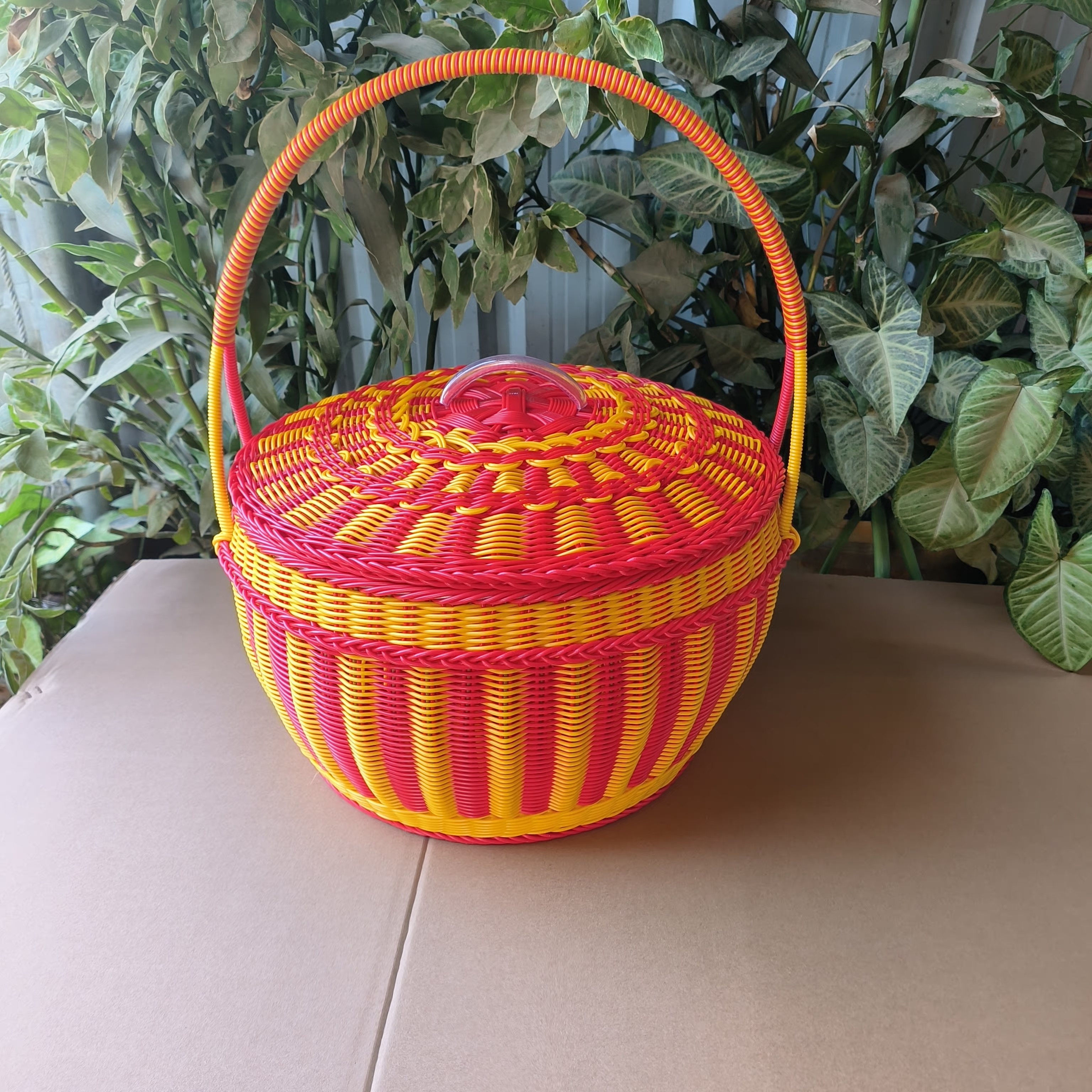 40口红黄搭配手提拜拜篮子收纳篮子野餐篮子