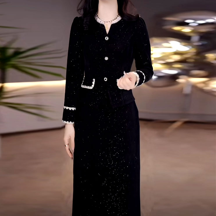 高级雪尼尔时尚洋气假两件礼服裙2024秋冬新款修身收腰加厚连衣裙