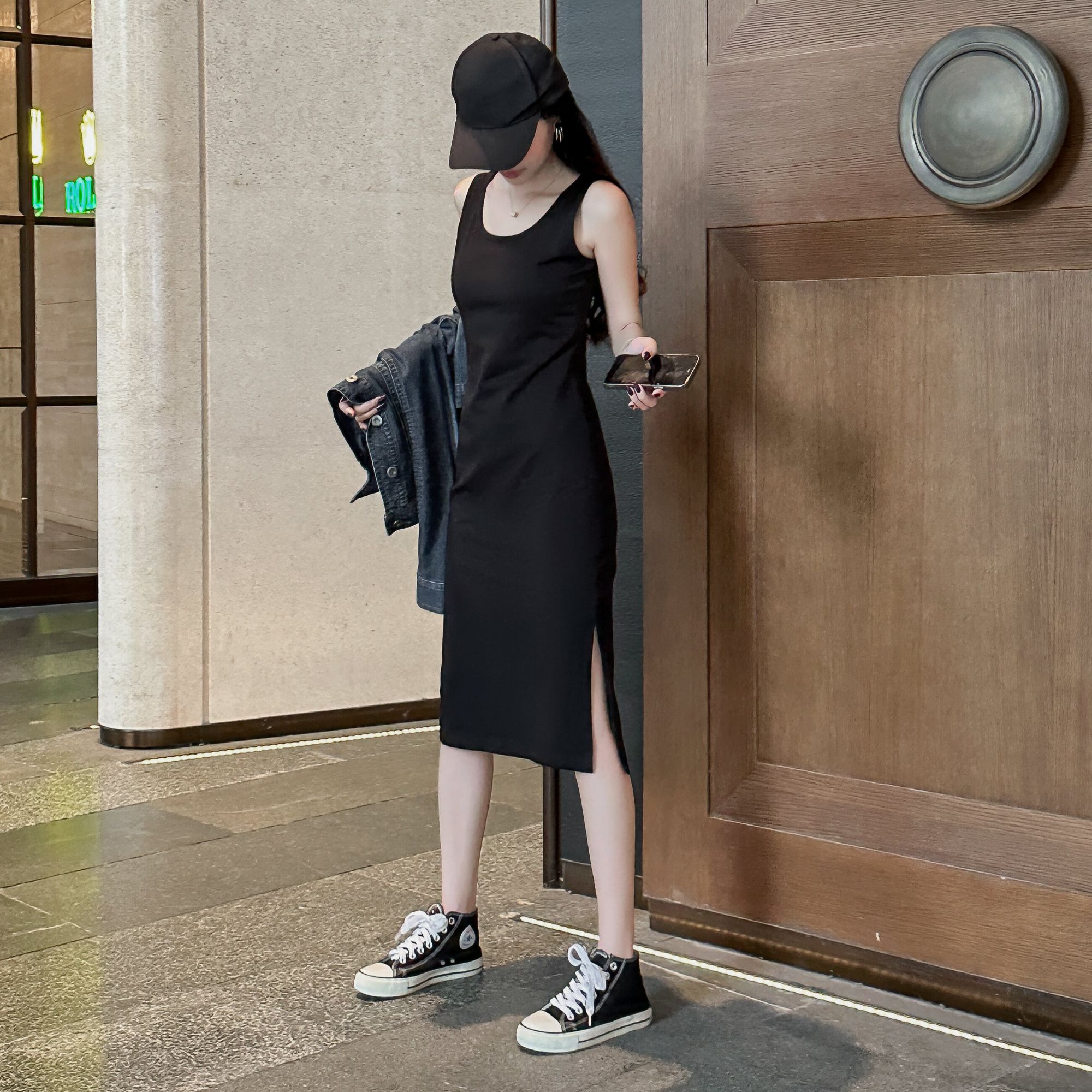 法式小众开叉连衣裙夏季新款黑色吊带裙背心裙打底连衣裙气质显瘦