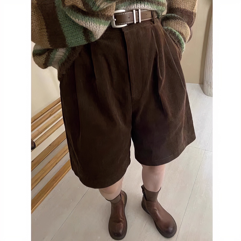 灯芯绒阔腿短裤女秋冬新款高腰显瘦a字五分中裤休闲直筒外穿靴裤