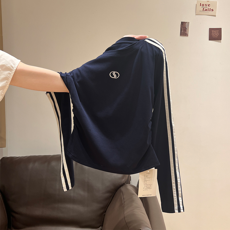 藏蓝色圆领撞色拼接设计感长袖T恤女早秋褶皱收腰修身打底衫上衣