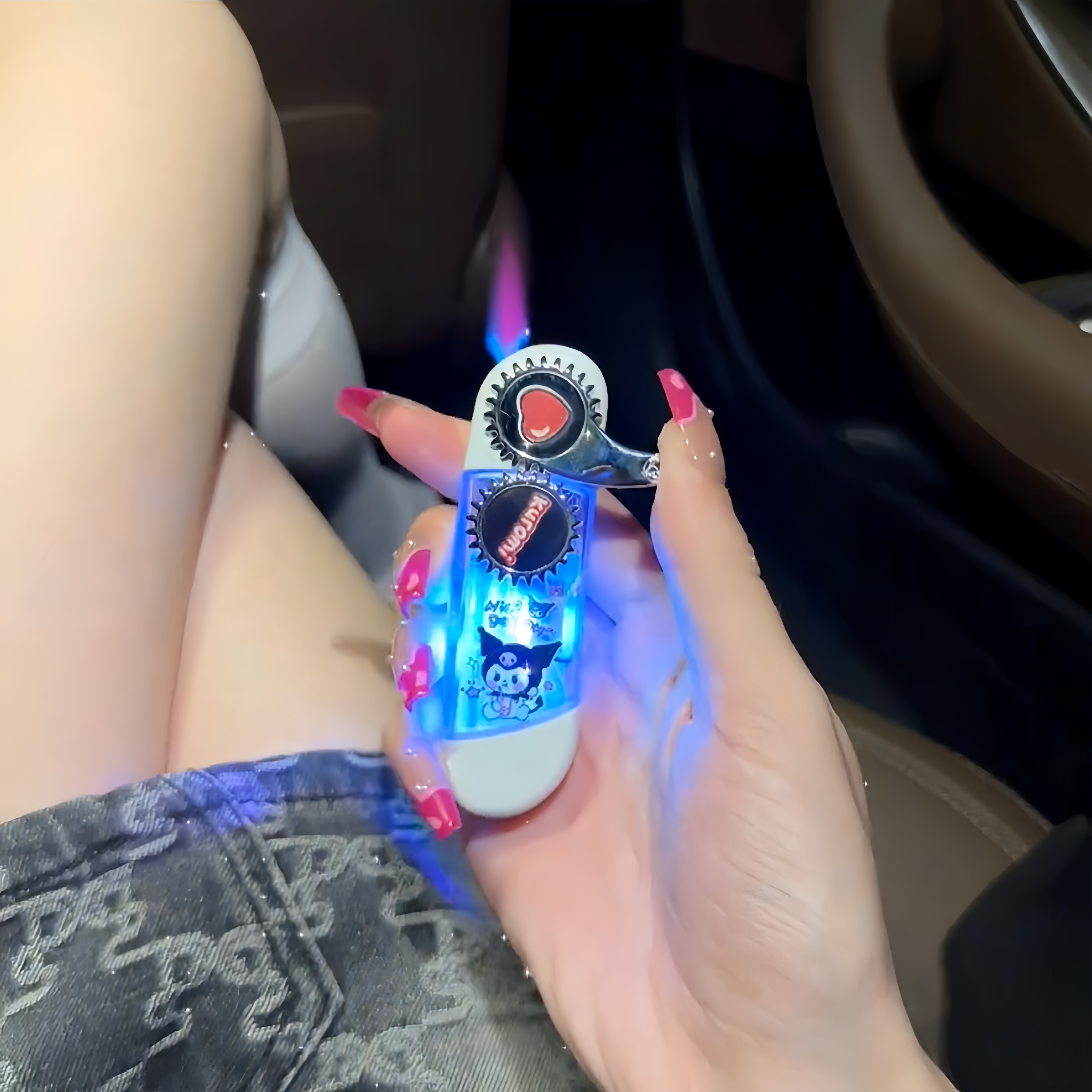 创意点火跑马灯迷你防风打火机帕恰狗库洛米草莓熊送男女友礼物