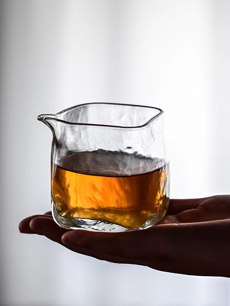 手工锤纹耐热高硼硅透明杯茶摆件公道杯家用玻璃杯高硼硅玻璃杯