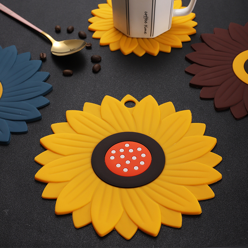 花朵餐桌隔热垫桌垫防烫隔热隔热垫餐桌垫耐高温2024款防烫桌垫