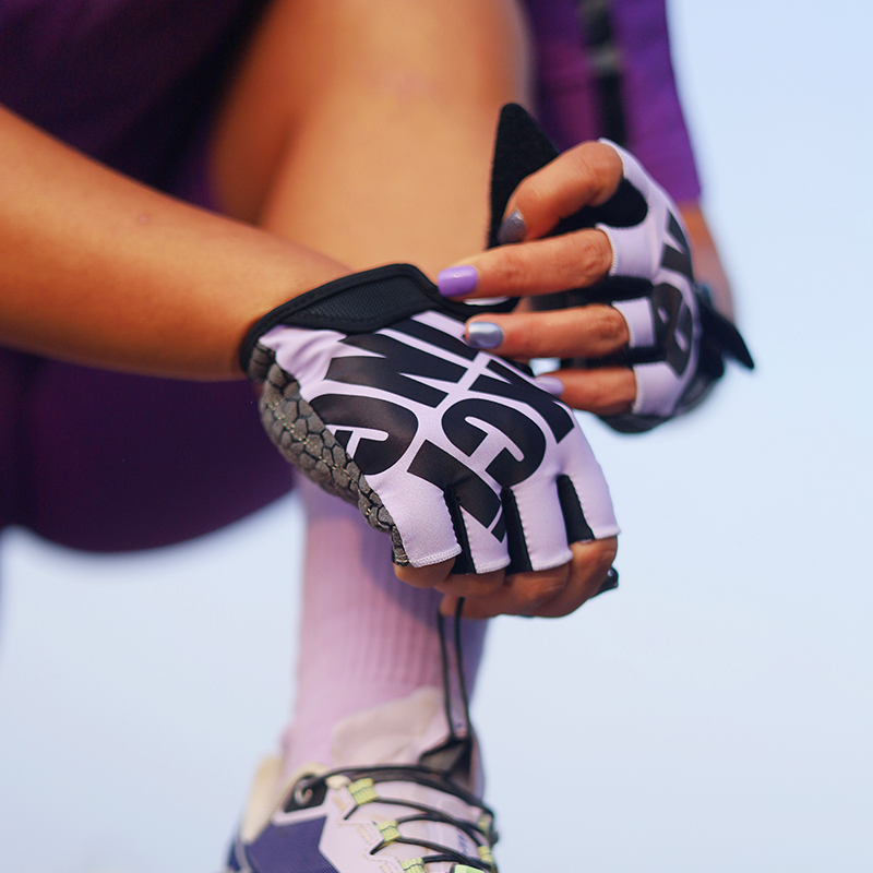 exciTING新品运动手套男女器械训练运动半指健身骑行防滑耐磨加厚