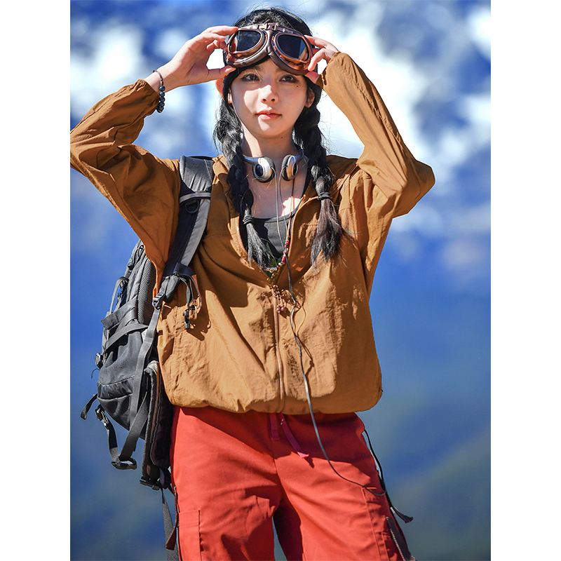 北京森林户外连帽轻薄宽松透气情侣UPF50+美拉德速干皮肤衣男女式