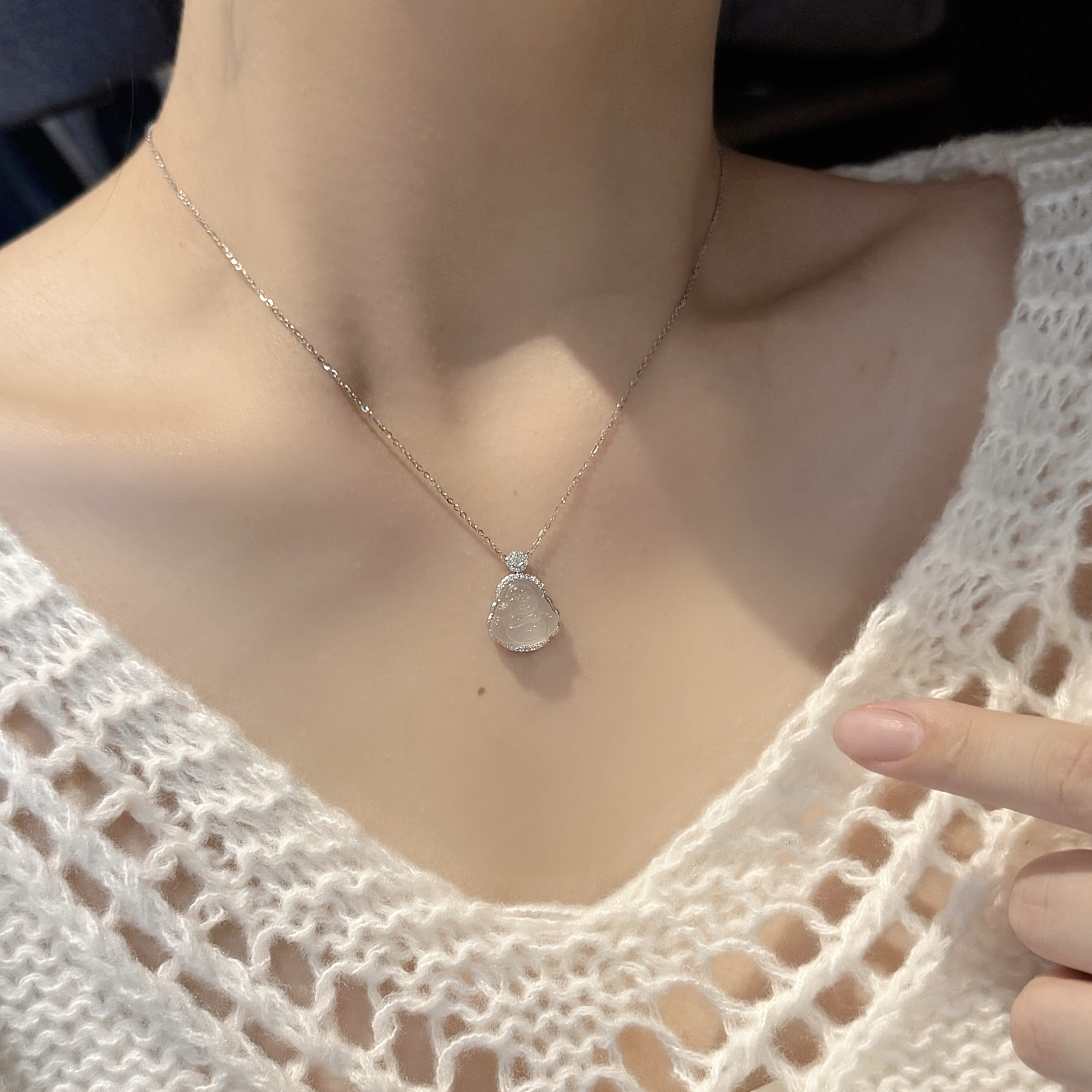 925纯银迷你小佛冰透玛瑙玉髓mini小佛公项链圆润银饰项链设计感