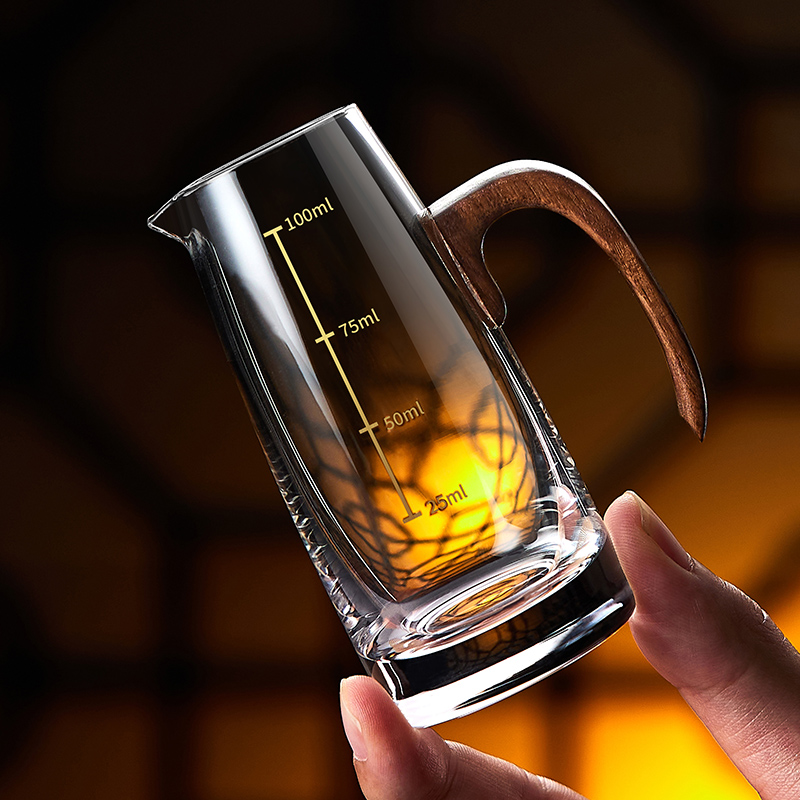 中式复古白酒分酒器套装家用木柄量酒器玻璃酒杯红酒醒酒器带刻度