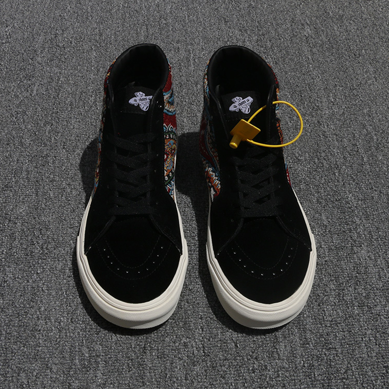 高帮帆布鞋2025新款男款爆款刺绣鞋子男黑色潮牌学生网红潮鞋板鞋