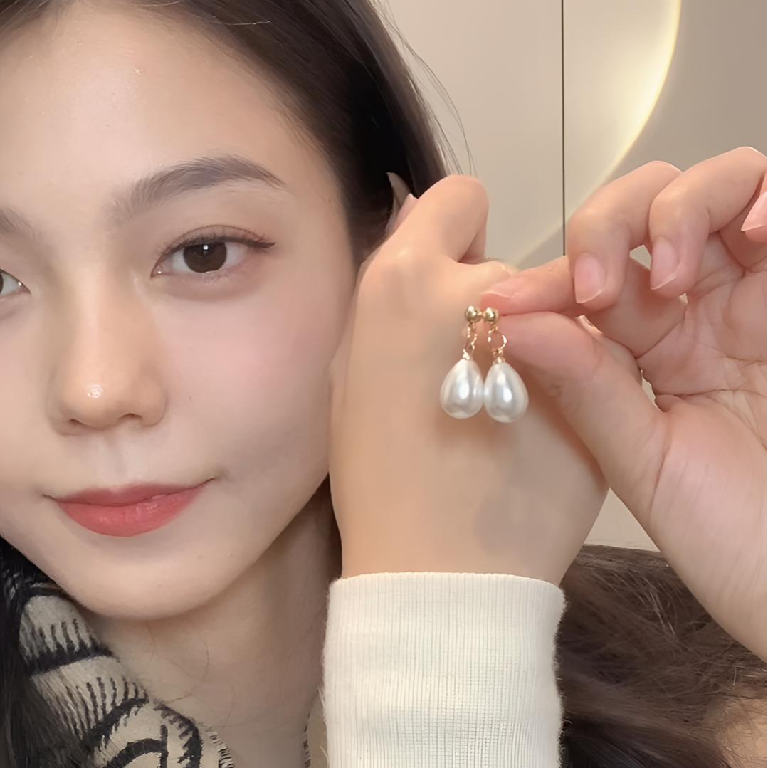 合金仿珍珠耳饰 秋冬水滴珍珠简约新中式仿珍珠耳钉博主同款耳饰