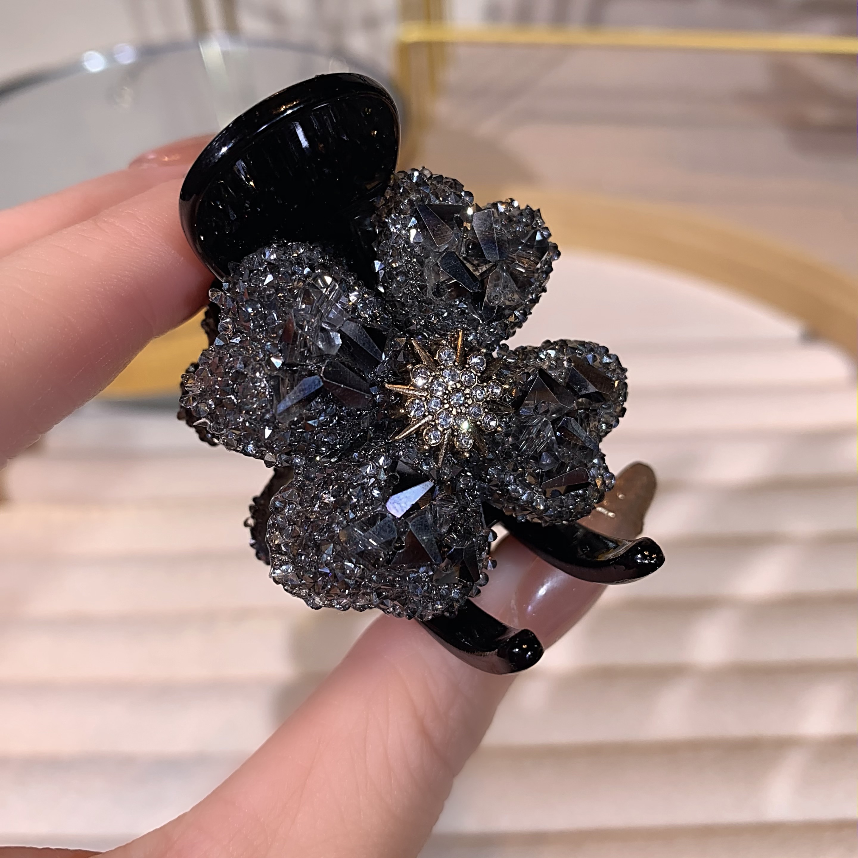 5公分抓夹 丸子头发夹轻奢重工四叶花高马尾抓夹女马尾夹新款发抓