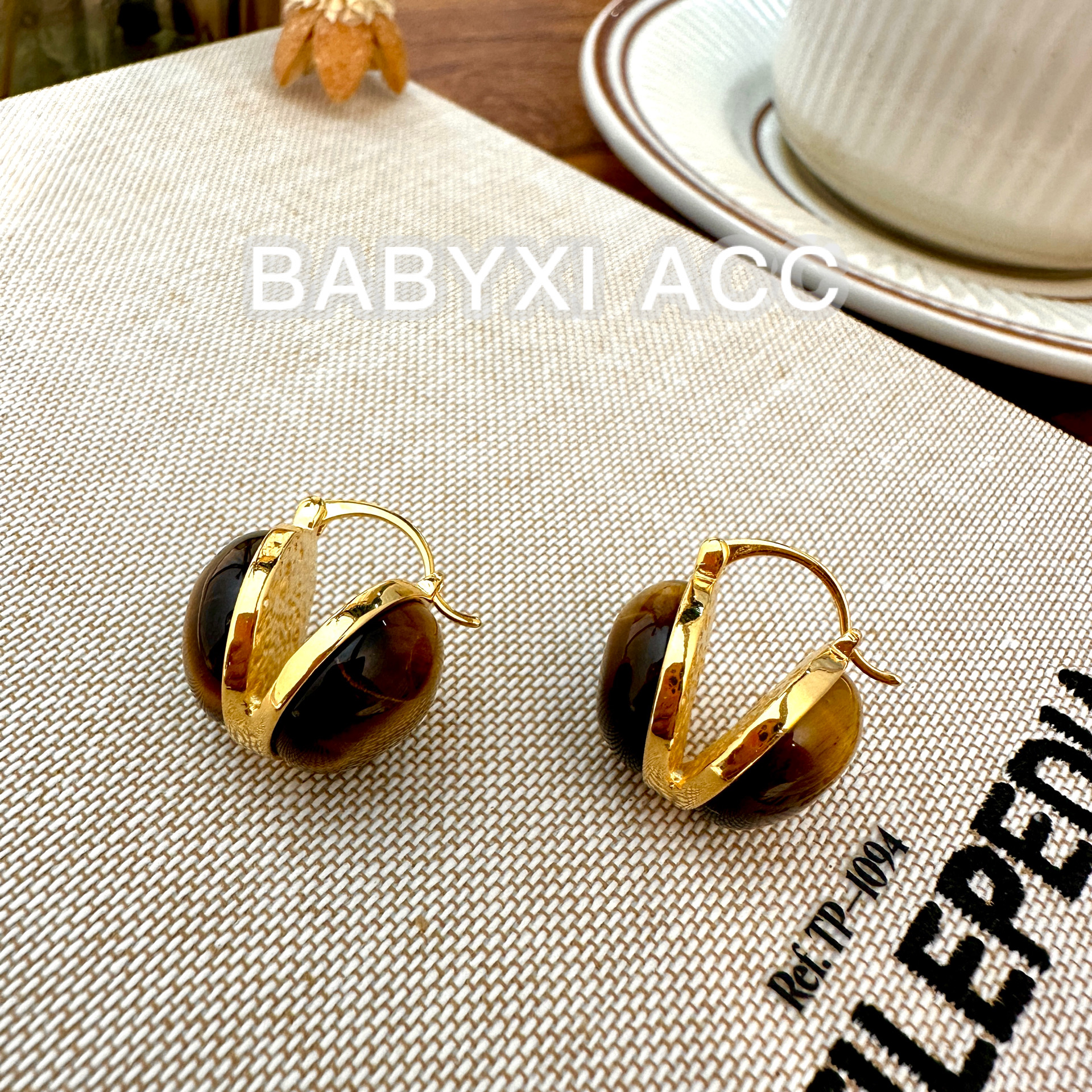 铜合金耳饰 「虎眼耳环」美拉德风设计款虎眼耳饰耳环