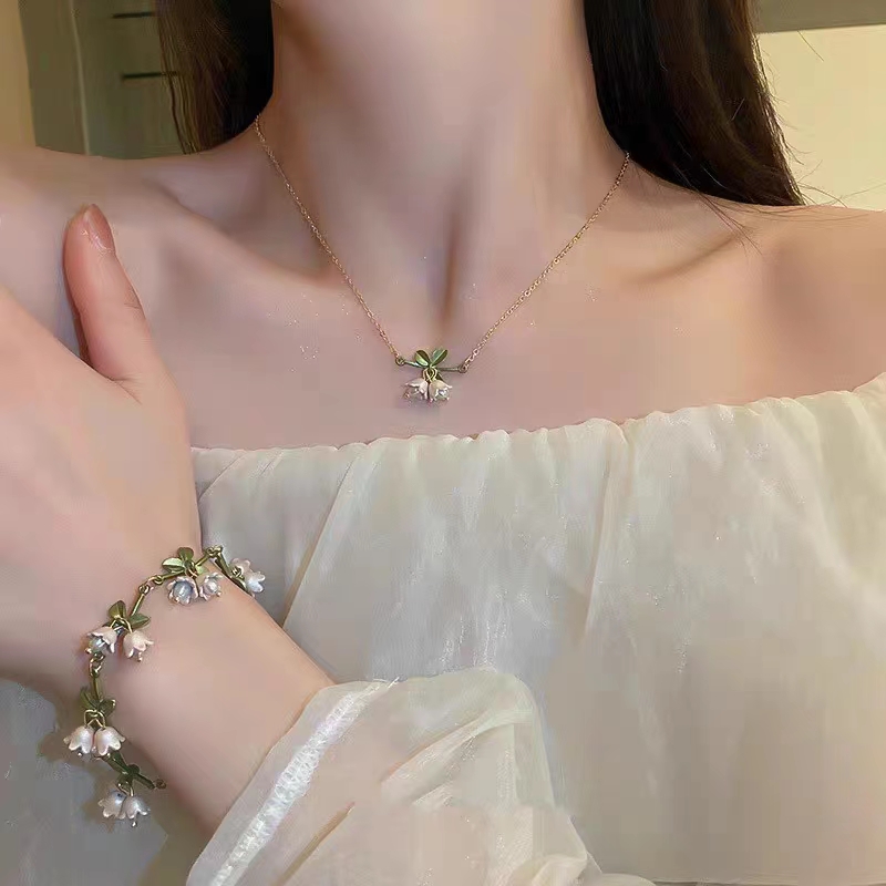铜合金手链 ins清新森系铃兰花手链绿色手链仙女夏季花朵饰品温柔