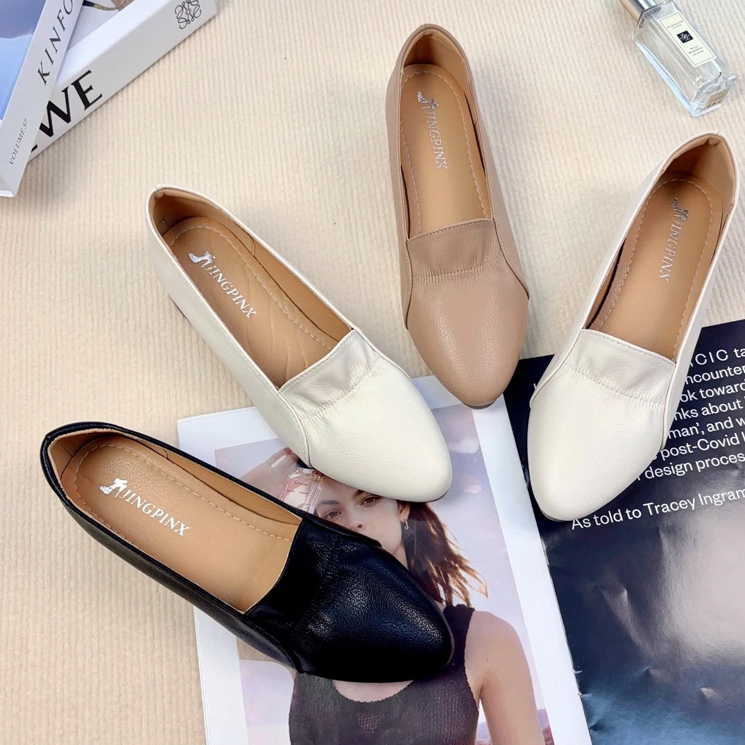 2025新款时尚软底软底女鞋秋冬春季复古方头豆豆鞋真皮皮鞋单鞋