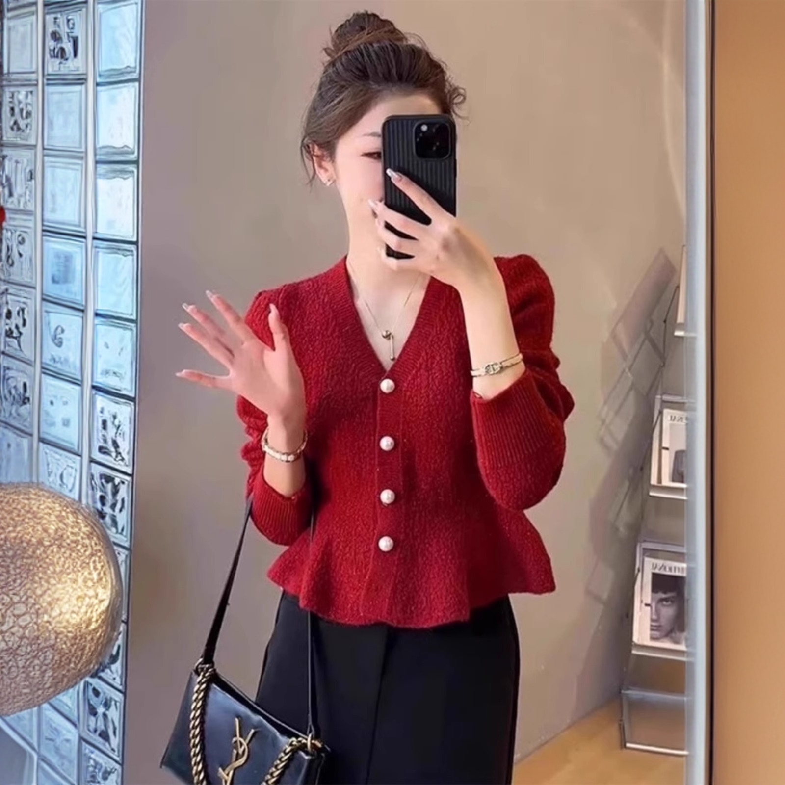 2025秋冬新款法式气质收腰短款针织开衫小香风红色毛衣外套女上衣