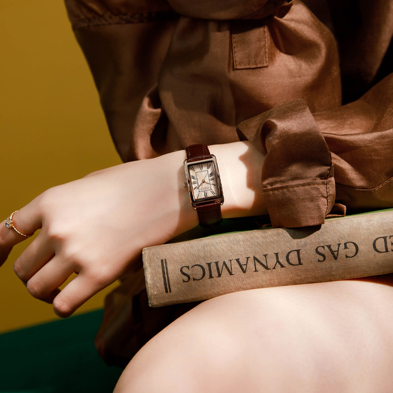 聚利时手表女2025年新款爆款小众石英高颜值日历女士手表轻奢女表