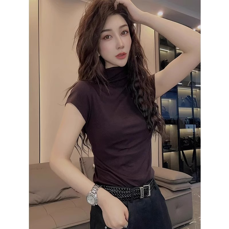 芯娇晴半高领短袖T恤女2025新款秋季欧货修身显瘦正肩小飞袖上衣