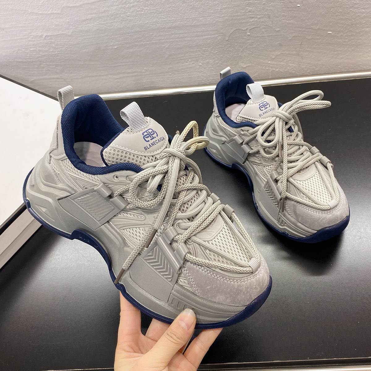 真皮小蛮腰老爹鞋女2025秋冬爆款运动双系带ins女鞋2025款网红款