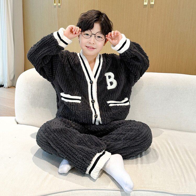 儿童装男童睡衣秋冬款2025新款男孩中大童冬季珊瑚绒家居服套装潮