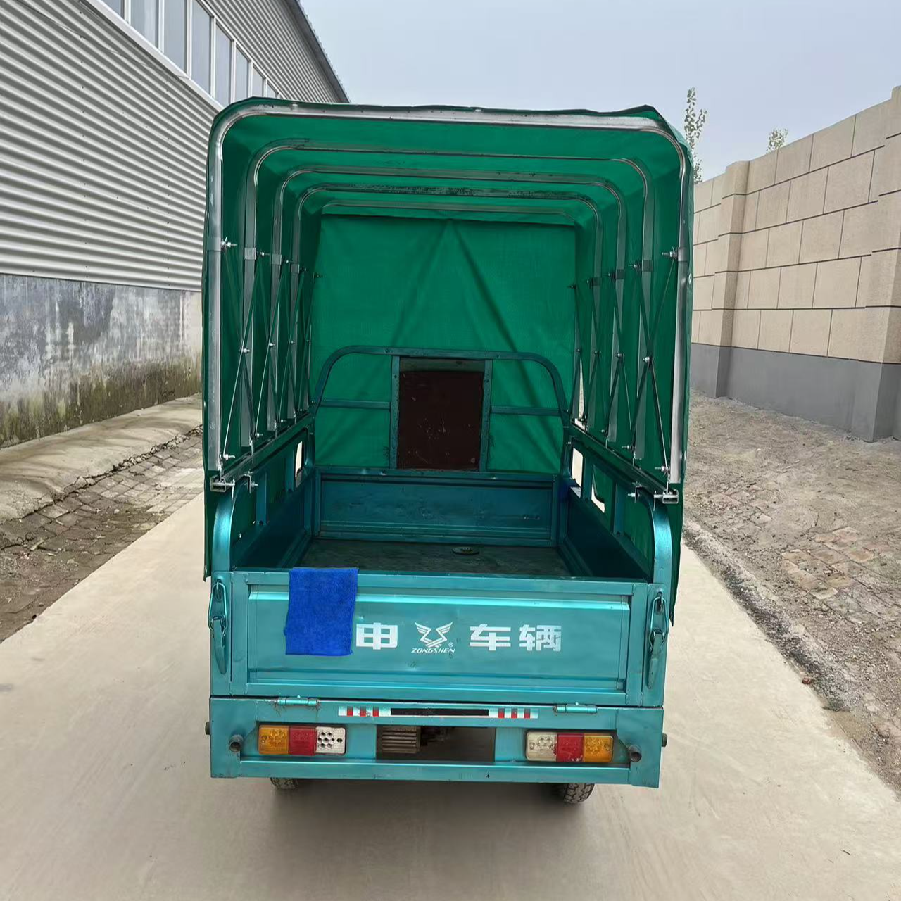 各种尺寸推拉棚点击购买