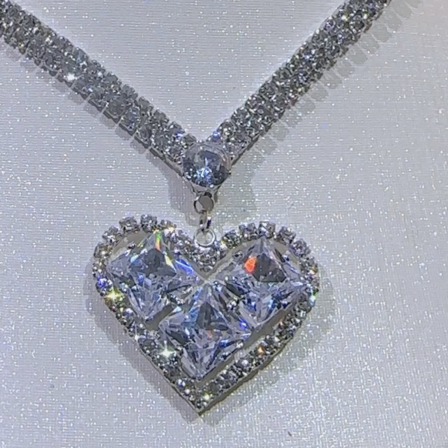 铁合金合成锆石项链 爱心项链耳环轻奢精致满钻坠链气质耳坠耳饰