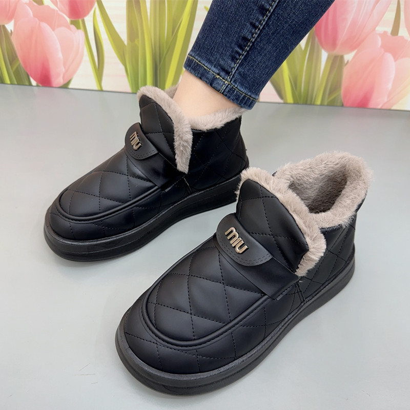 雪地靴冬季加绒加厚保暖老北京棉鞋女防水防滑毛毛鞋特厚雪地棉靴