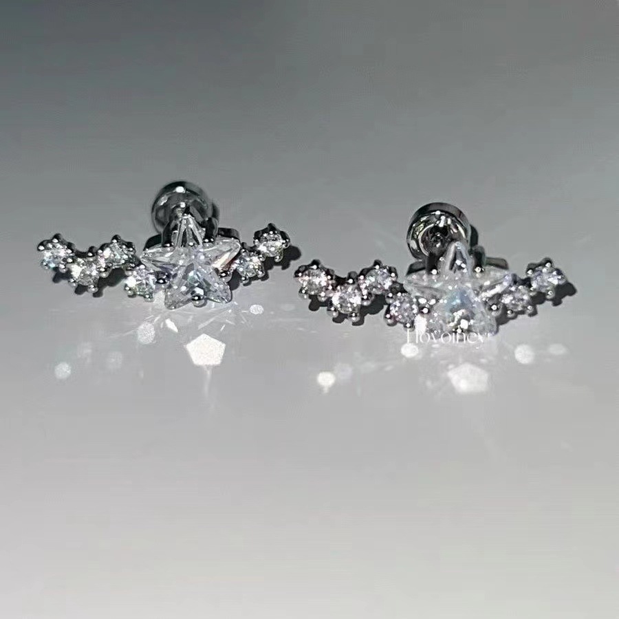 钛钢耳饰满钻超闪一束流星耳骨钉精致五角星平底螺丝拧扣首饰女款