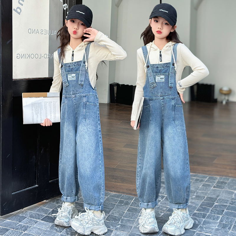 女童牛仔背带裤2025新款春秋装洋气儿童6-12岁长裤中大童宽松裤子