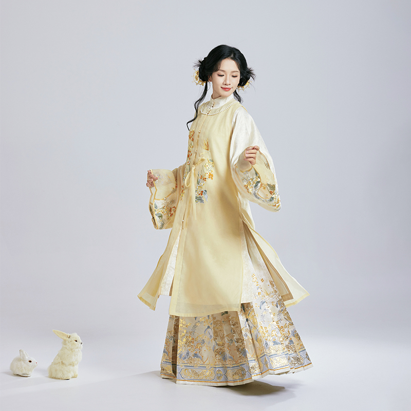 月渺境【知秋】织金马面裙套装女2025春季新款原创明制汉服半身长裙