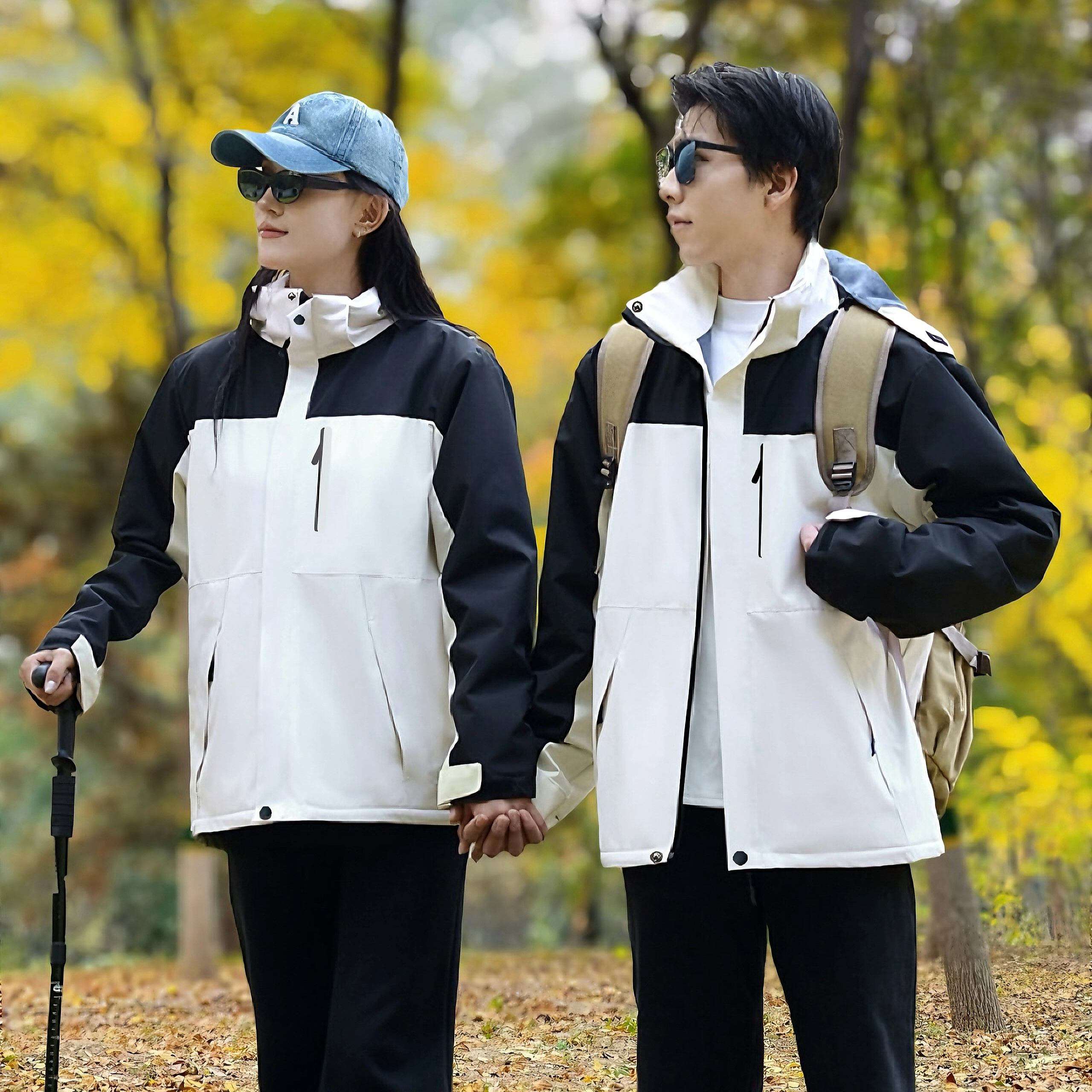 秋冬三防情侣旅行户外休闲加绒一体式冲锋衣加厚登山防水防风保暖