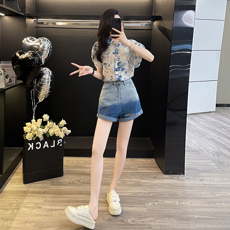 2025夏季新款女装多巴胺套装穿时尚韩版彩色青春减龄短裤短袖