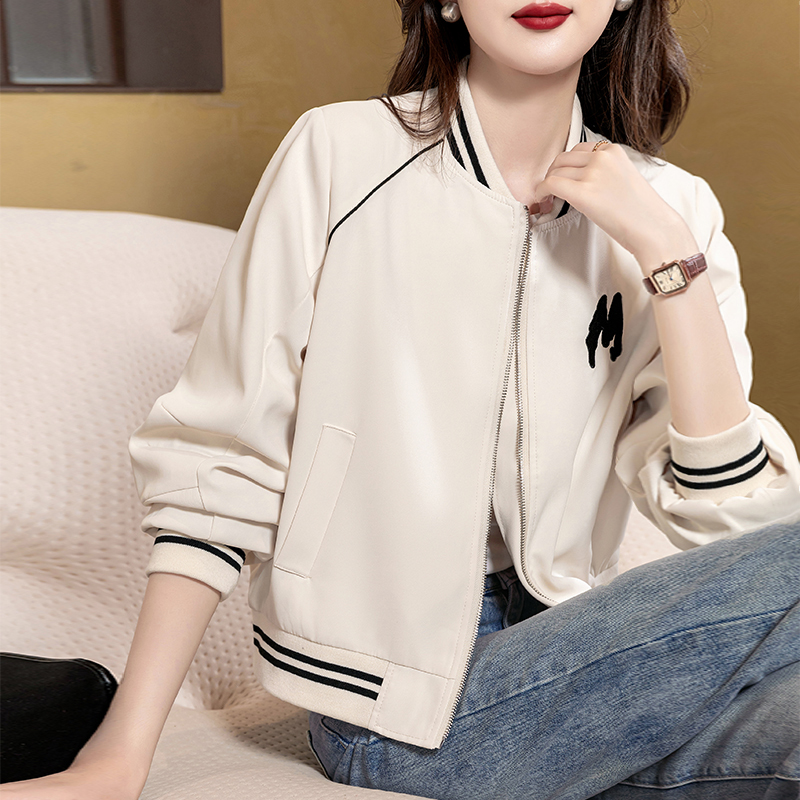 宽松短款棒球服外套女士2025春秋季新款百搭时尚夹克运动休闲上衣