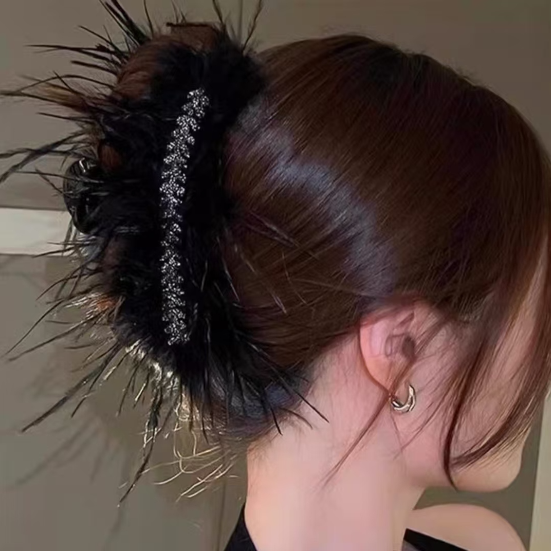 网红爆款麦穗羽毛抓夹发卡盘发夹子女2024新款高级感鲨鱼夹女头饰