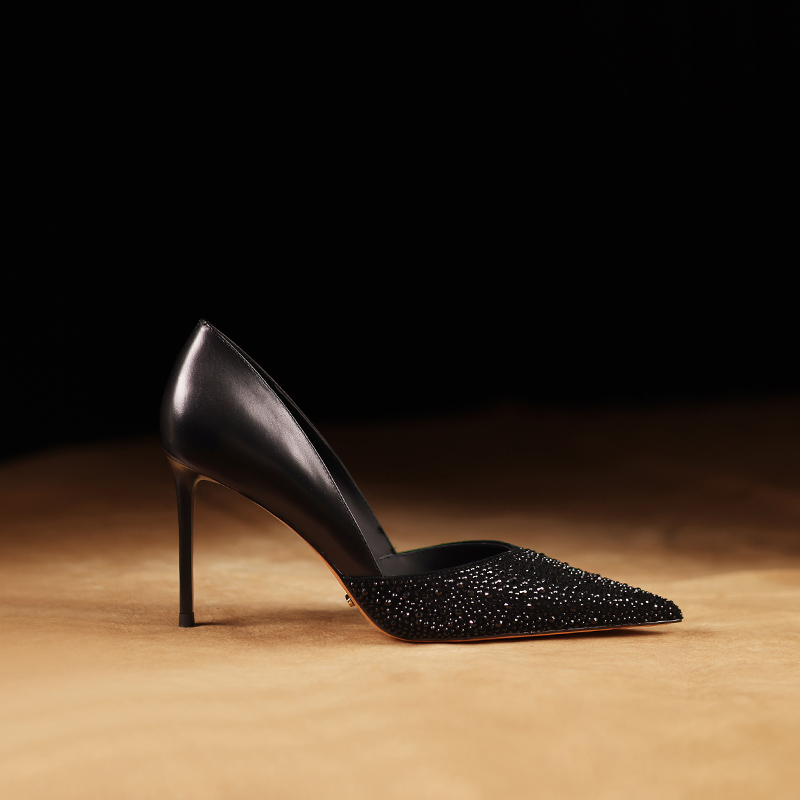 裸色高跟鞋女2025爆款洋气细跟百搭宴会鞋子高级感不累脚真皮单鞋