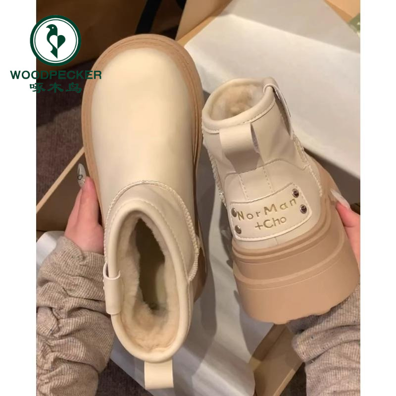 啄木鸟奶白色厚底防水雪地靴女2025秋冬新款复古防滑加绒短靴棉鞋