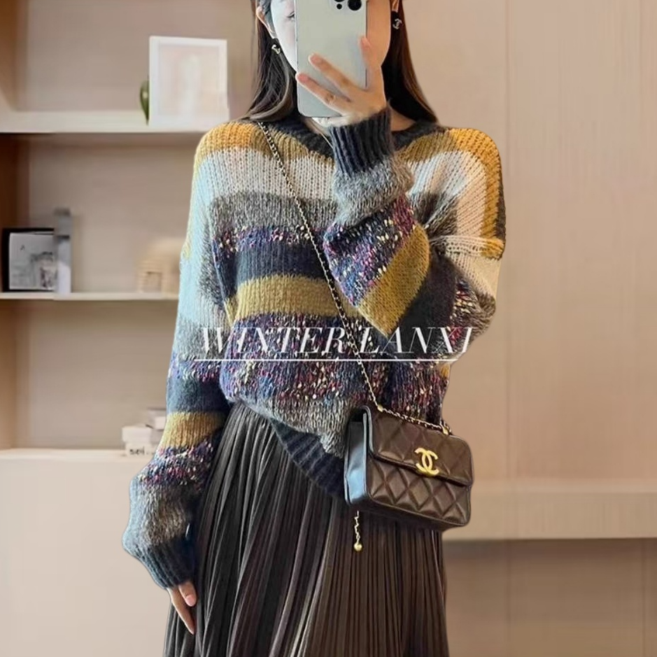 彩色条纹慵懒风软糯针织毛衣女秋冬新款时尚宽松圆领套头长袖上衣