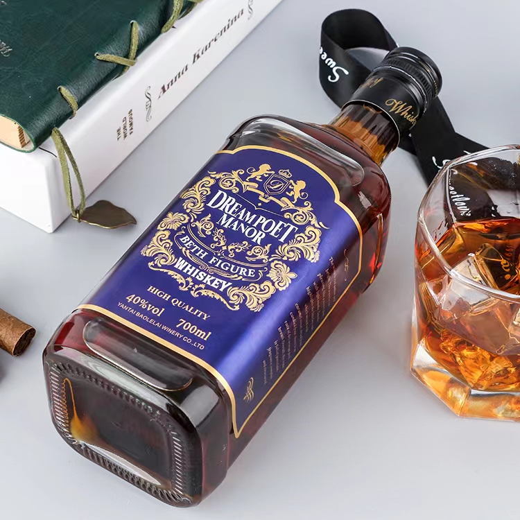 威士忌洋酒贝斯图700ml40度酒吧聚会庆典送礼酒生命之水