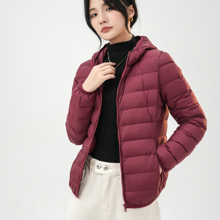 亚兰奴亚兰奴轻薄款女士时尚保暖连帽立领白鸭绒外套羽绒服