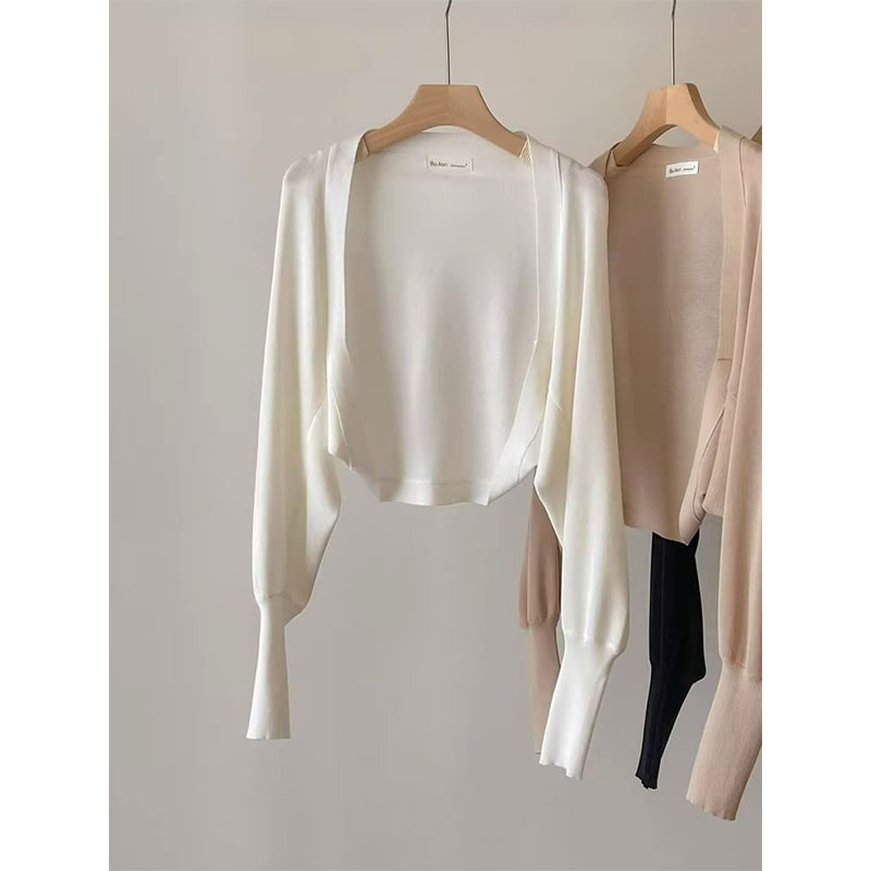 冰丝针织开衫女新款白色防晒百搭罩衫吊带裙洋气披肩上衣短款外套