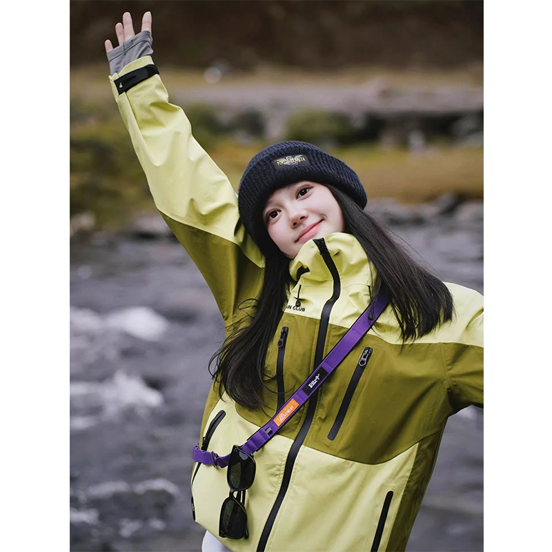 芙沿户外冲锋衣外套女2025春秋新款三合一可拆卸防风情侣款滑雪服