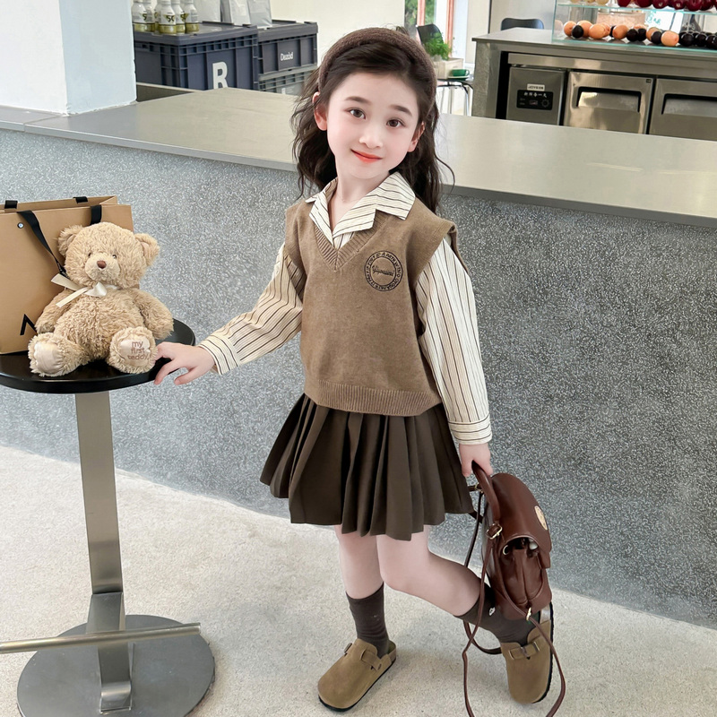 女童生日群秋装jk儿童套装2025新款洋气小女孩学院风春秋款三件套