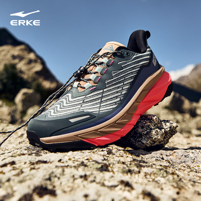 鸿星尔克纵横SP丨春季走秀款情侣运动户外跑步鞋软底耐磨防滑跑鞋