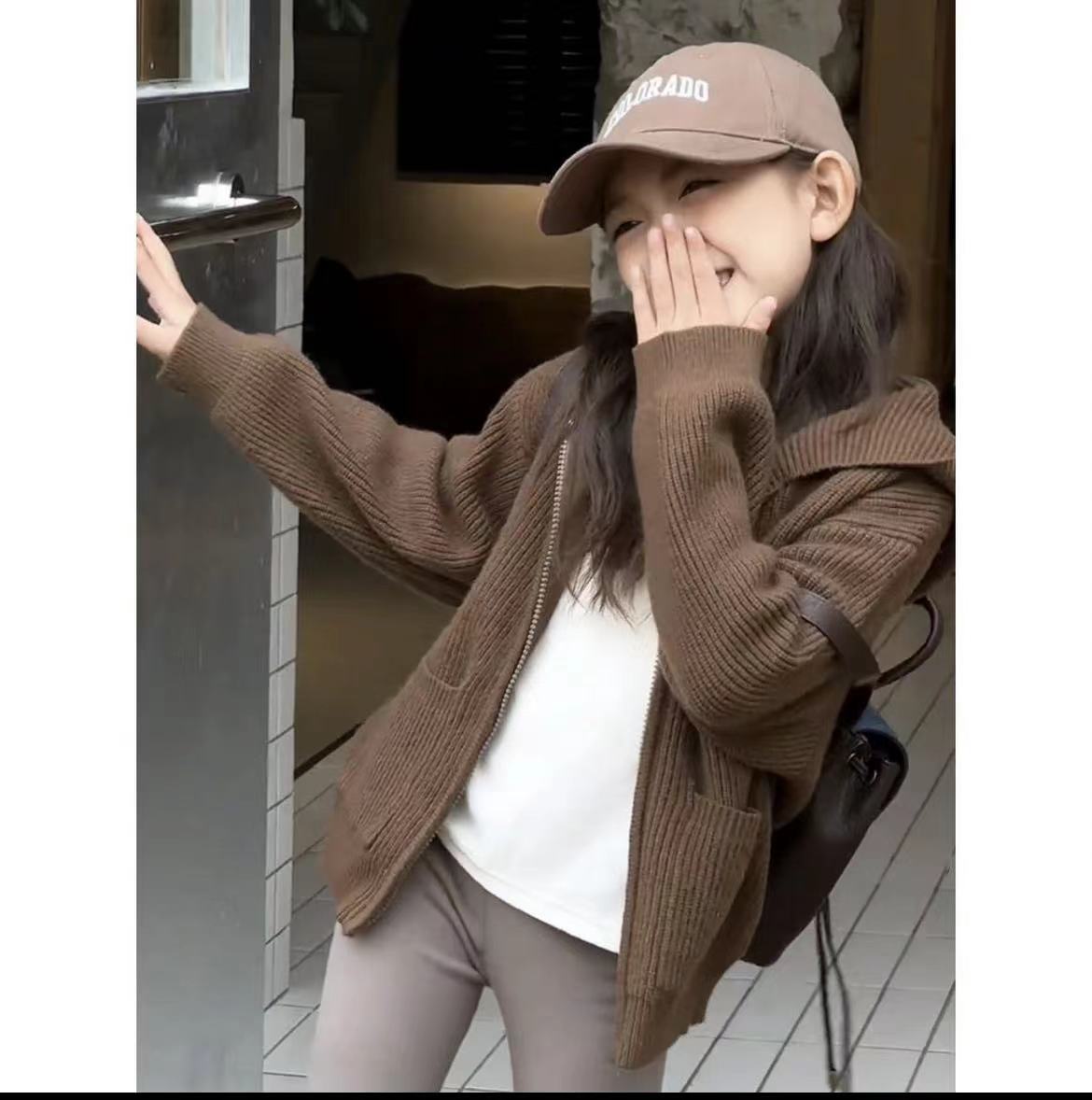 女童毛衣2025秋冬季新款开衫中大童时尚百搭连帽拉链女孩加厚针织