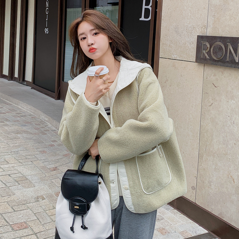 羊羔绒外套女学院风设计感小个子休闲减龄保暖秋冬新款2025短上衣