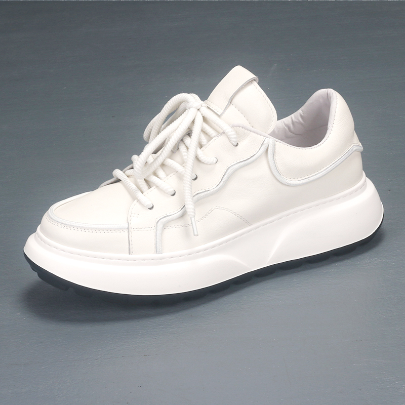 新款头层牛皮舒适轻便男潮鞋时尚百搭厚底增高面包鞋日常休闲板鞋