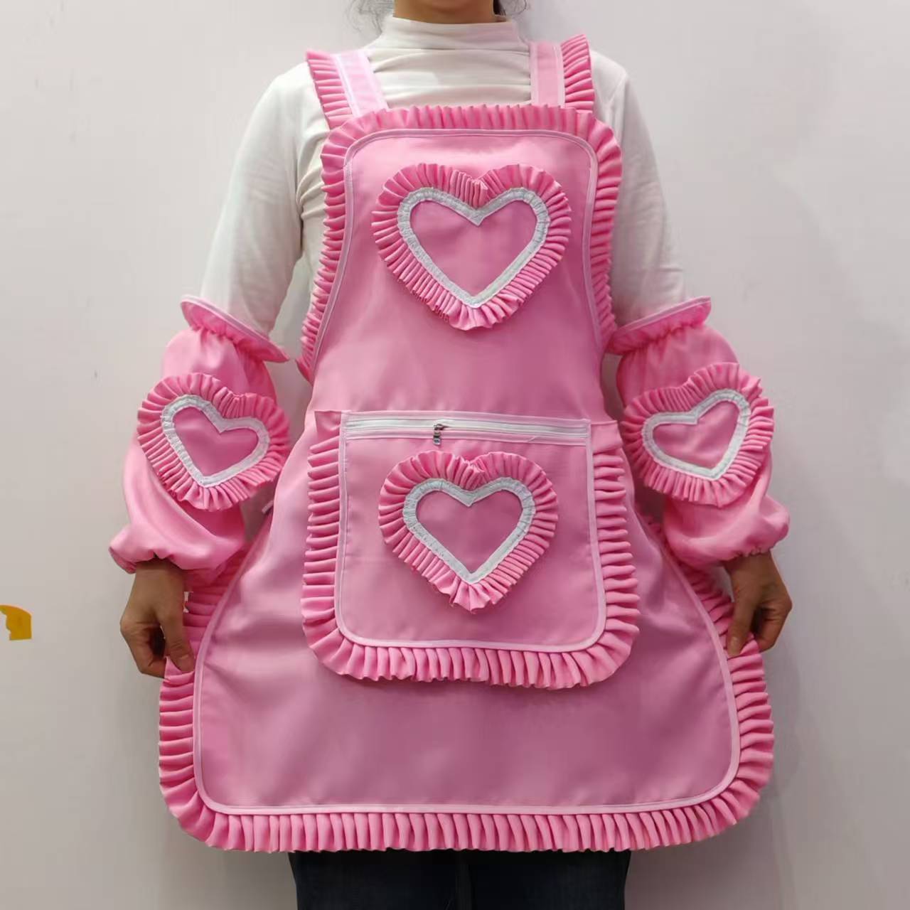 贵州新款花边围裙爆款厨房专用时尚可爱防尘防污工作服自产自销