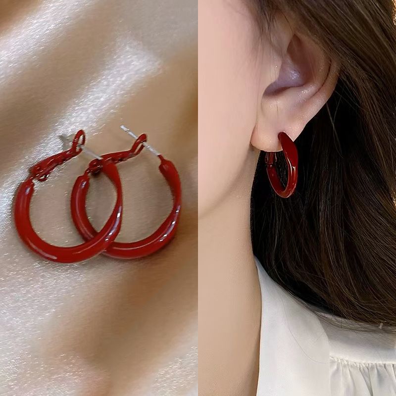 小众设计感安可拉红滴釉耳圈耳钉秋冬耳环女方圆脸适合的耳饰