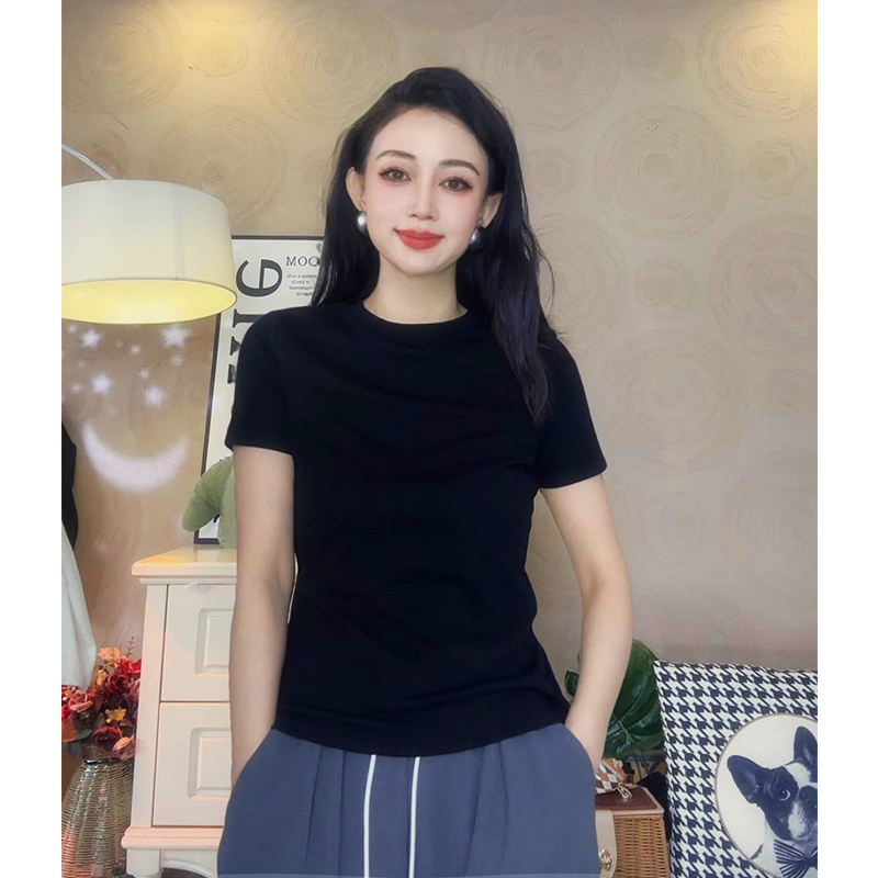 透气亲肤棉T恤女春季新款修身显瘦柔软舒适纯色百搭圆领上衣